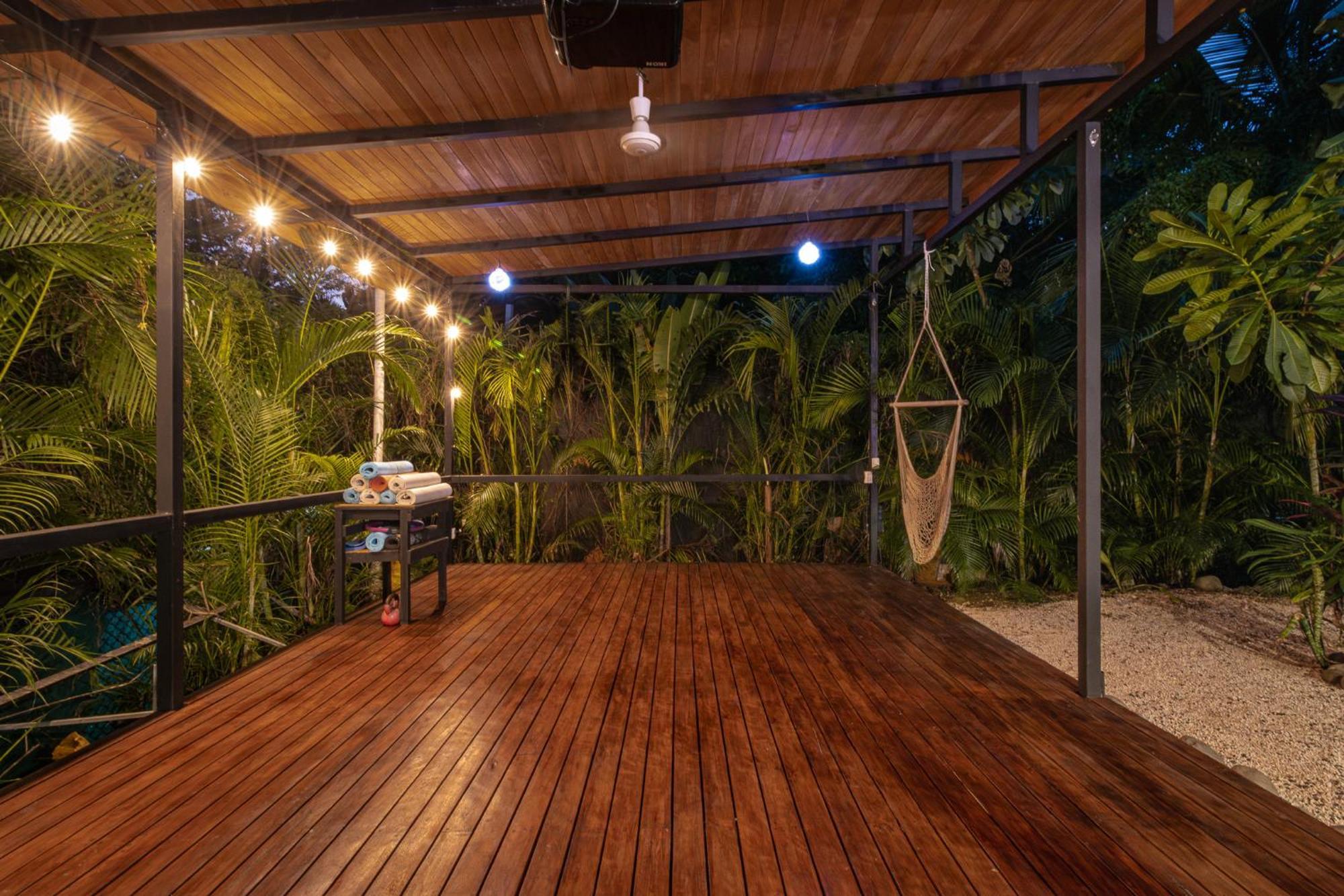 Akih Pods Hostel Playa Santa Teresa  Exterior foto