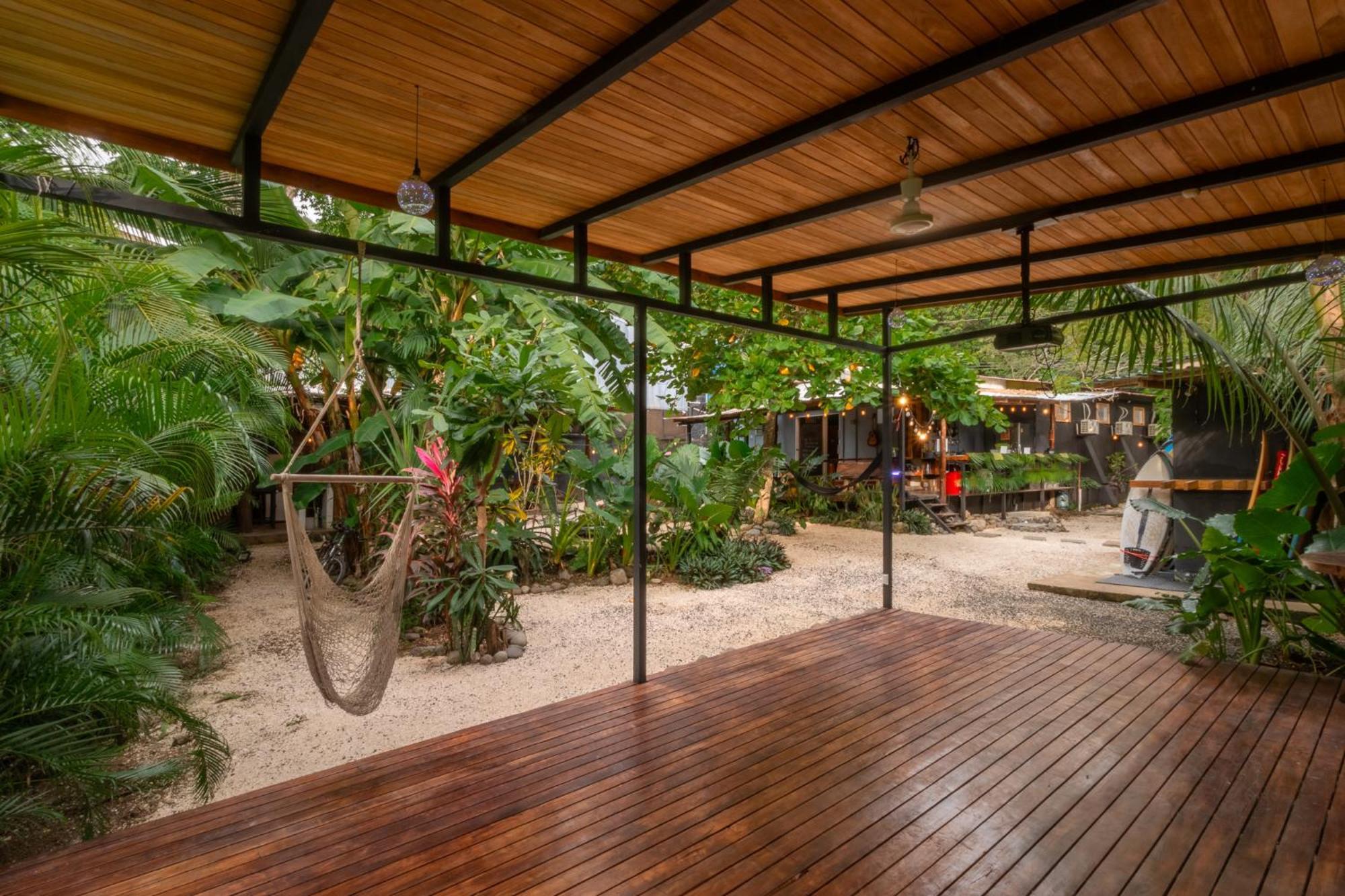 Akih Pods Hostel Playa Santa Teresa  Exterior foto