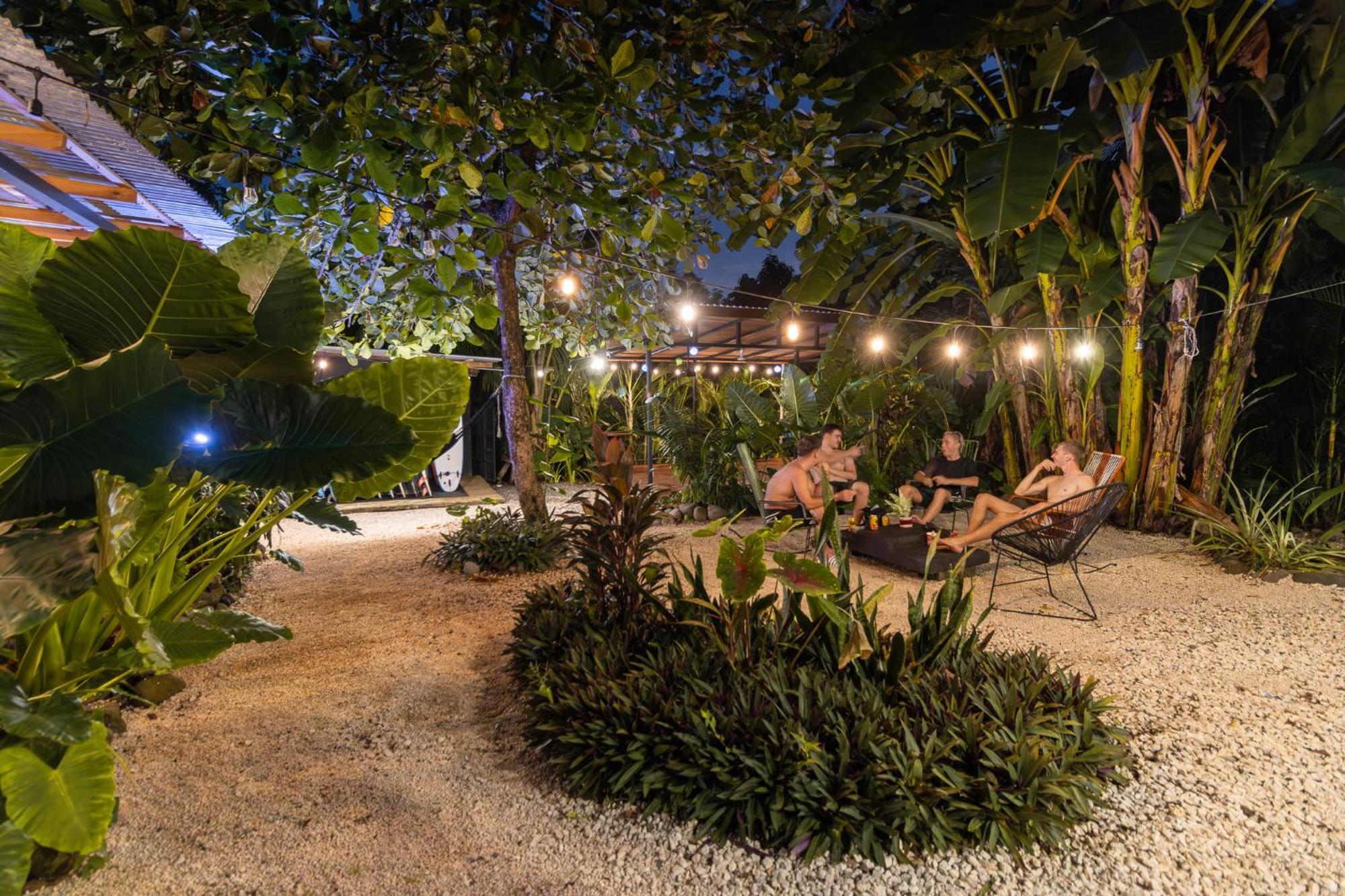 Akih Pods Hostel Playa Santa Teresa  Exterior foto